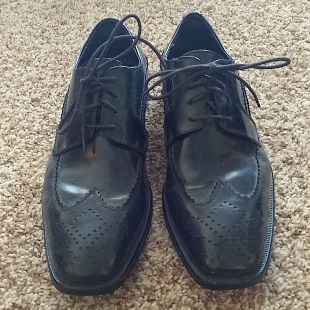 Mens shoes